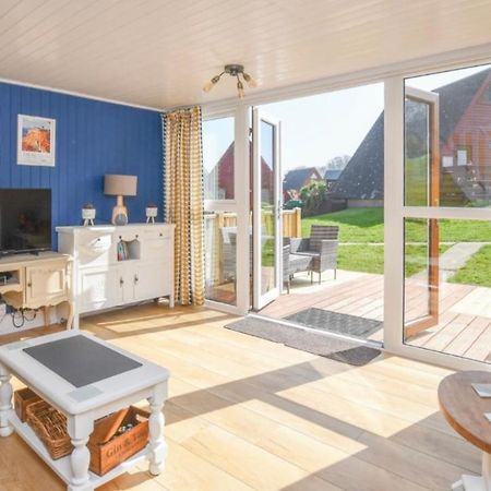 Foxes Sea Side Retreat Deluxe Chalet Is A Lovely Holiday Home Tucked Away On The Kent Coast Kingsdown  ภายนอก รูปภาพ
