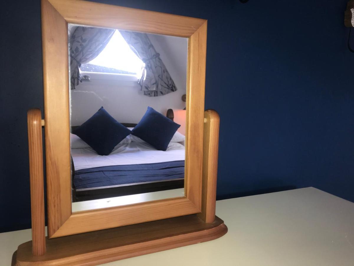 Foxes Sea Side Retreat Deluxe Chalet Is A Lovely Holiday Home Tucked Away On The Kent Coast Kingsdown  ภายนอก รูปภาพ